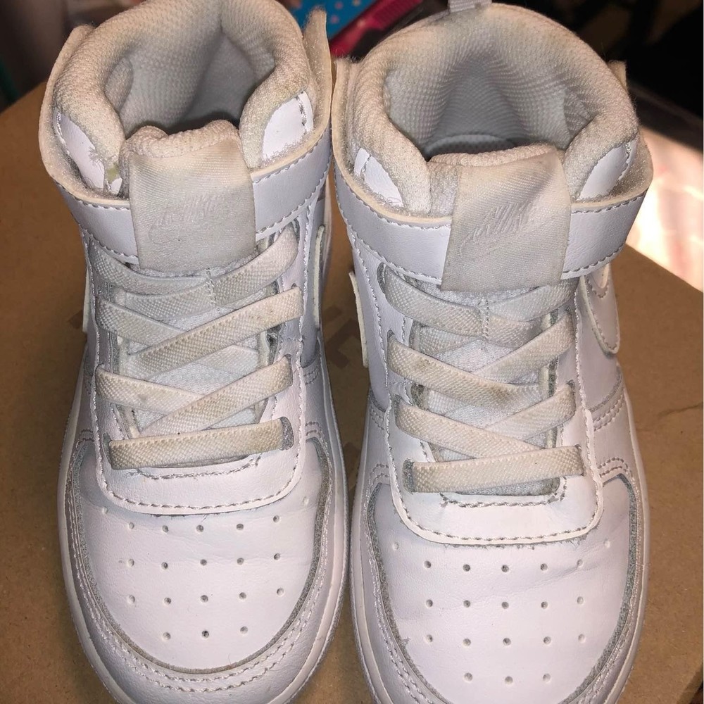 Nike White Shoes KIDS 9C